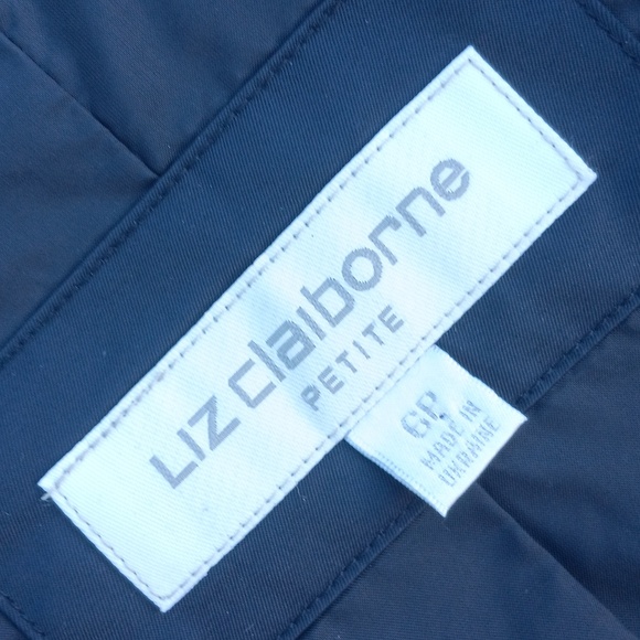 LIZ CLAIBORNE PETITES (UKRAINE) VINTAGE DOUBLE-BREASTED TRENCH COAT (LADIES) - Picture 15 of 17